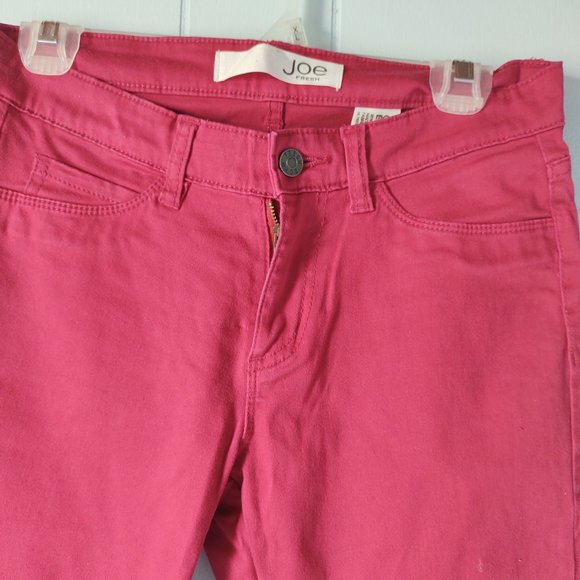 Joe Fresh Fuchsia Capri Pants - Picture 5 of 8